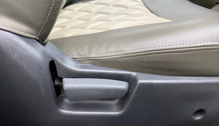 2015 Maruti Alto K10 VXI P, Petrol, Manual, 22,770 km, Driver Side Adjustment Panel