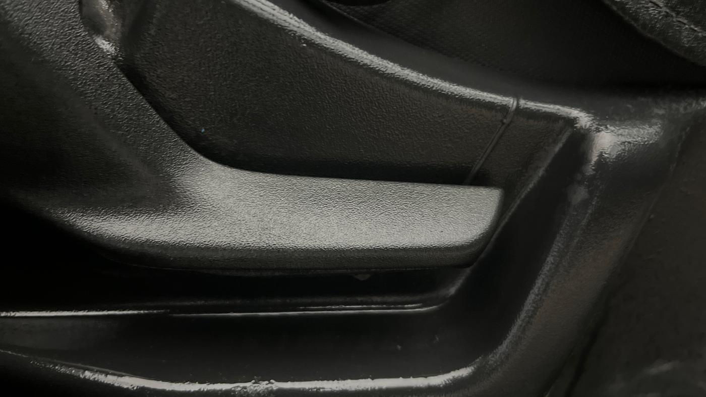 2024 Maruti New Wagon-R VXI CNG 1.0, CNG, Manual, 45,111 km, Driver Side Adjustment Panel