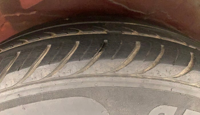 2013 Hyundai i10 SPORTZ 1.2 AT, Petrol, Automatic, 24,167 km, Right Rear Tyre Tread