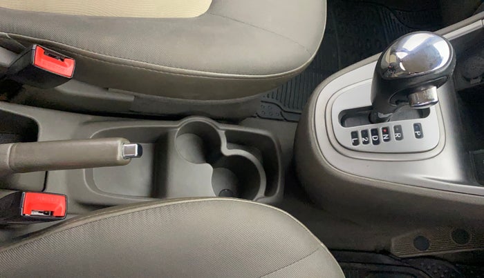 2013 Hyundai i10 SPORTZ 1.2 AT, Petrol, Automatic, 24,167 km, Gear Lever