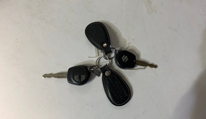 2020 Maruti Swift VXI, Petrol, Manual, 33,785 km, Key Close Up