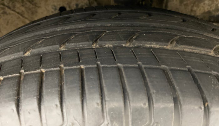 2016 Honda City VX MT PETROL, Petrol, Manual, 67,140 km, Right Front Tyre Tread