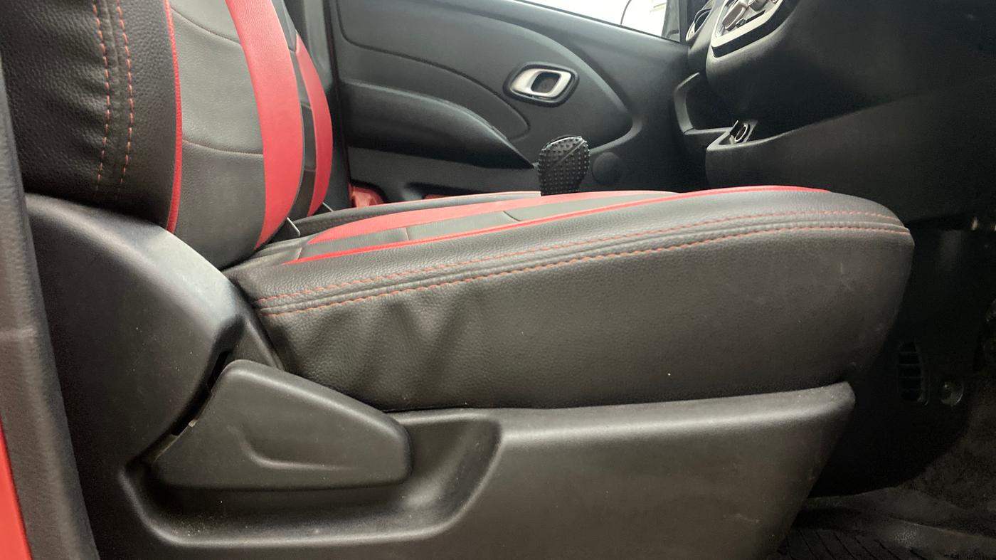 2018 Datsun Redi Go T(O) 1.0 AMT, Petrol, Automatic, 86,379 km, Driver Side Adjustment Panel