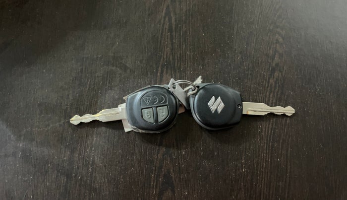 2021 Maruti Baleno DELTA PETROL 1.2, CNG, Manual, 81,137 km, Key Close Up
