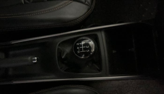 2021 Maruti Baleno DELTA PETROL 1.2, CNG, Manual, 81,137 km, Gear Lever