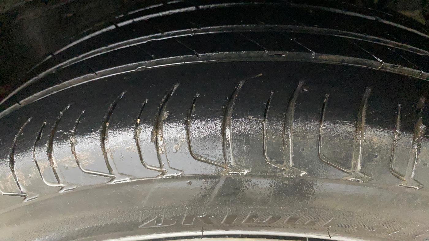 2021 Tata NEXON XMA PETROL, Petrol, Automatic, 84,055 km, Left Rear Tyre Tread