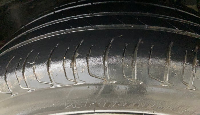 2021 Tata NEXON XMA PETROL, Petrol, Automatic, 84,055 km, Left Rear Tyre Tread