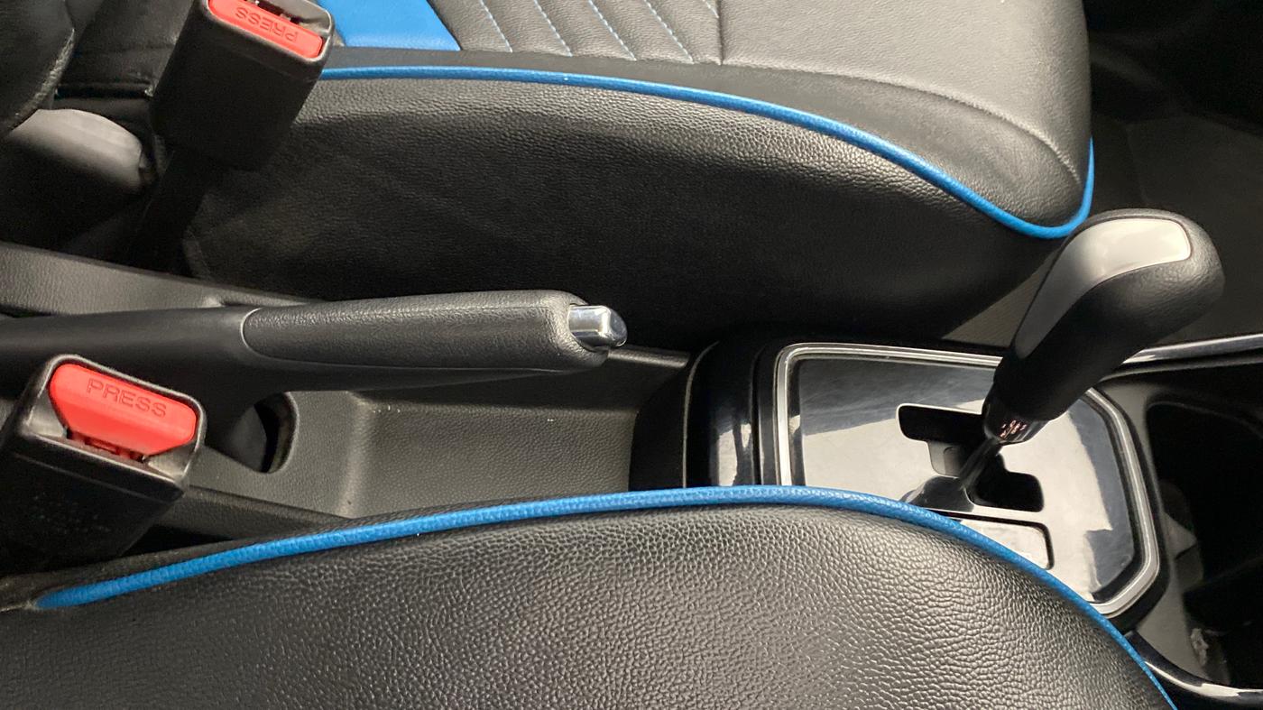 2018 Maruti IGNIS ALPHA 1.2 K12 AMT, Petrol, Automatic, 43,617 km, Gear Lever