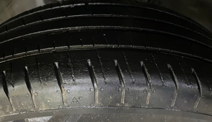 2021 Hyundai VENUE S 1.2, Petrol, Manual, 24,556 km, Right Front Tyre Tread