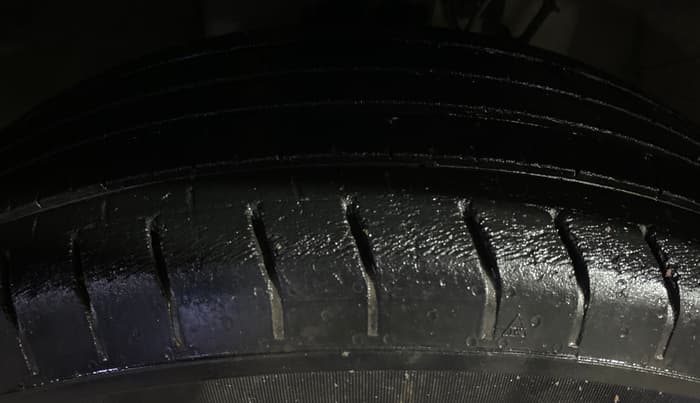 2021 Hyundai VENUE S 1.2, Petrol, Manual, 24,556 km, Left Front Tyre Tread