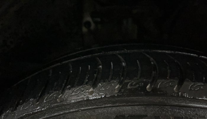 2020 Tata ALTROZ XZ PETROL, Petrol, Manual, 14,493 km, Right Front Tyre Tread