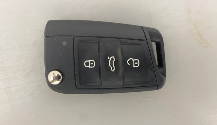 2021 Skoda KUSHAQ STYLE 1.0L TSI AT, Petrol, Automatic, 31,401 km, Key Close Up