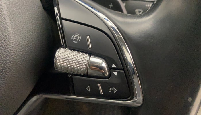 2021 Skoda KUSHAQ STYLE 1.0L TSI AT, Petrol, Automatic, 31,401 km, Adaptive Cruise Control