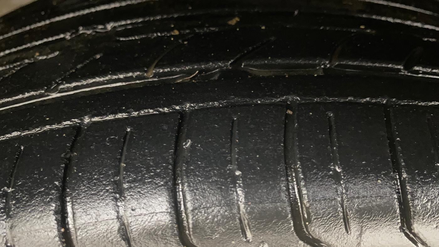 2018 Tata Tiago XT DIESEL, Diesel, Manual, 99,649 km, Left Front Tyre Tread