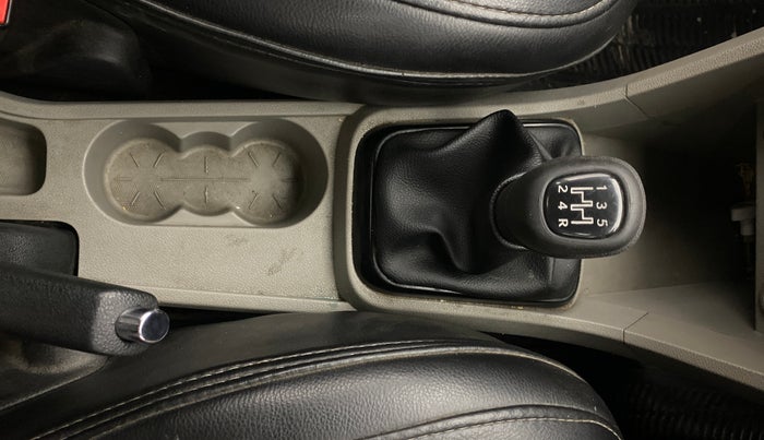 2018 Tata Tiago XT DIESEL, Diesel, Manual, 99,649 km, Gear Lever