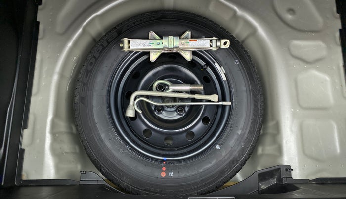 2020 Maruti Swift VXI, Petrol, Manual, 22,481 km, Spare Tyre