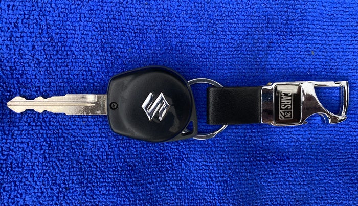 2020 Maruti Swift VXI, Petrol, Manual, 22,481 km, Key Close Up