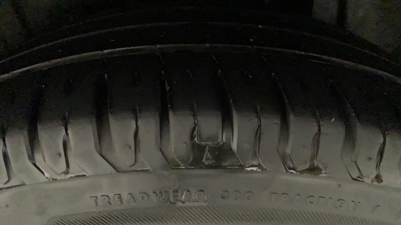 2020 Maruti XL6 ZETA AT, Petrol, Automatic, 34,566 km, Left Rear Tyre Tread