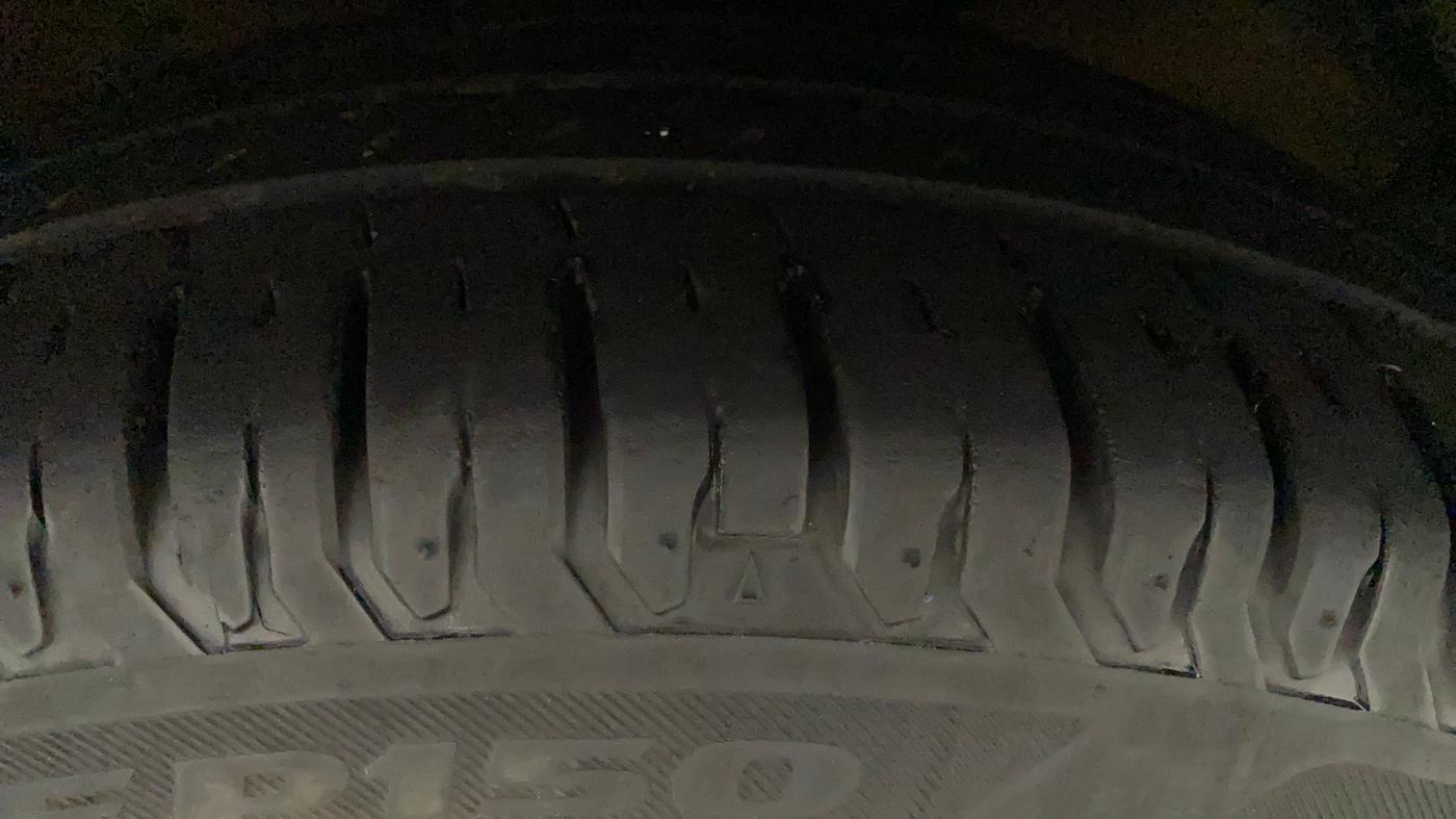 2020 Maruti XL6 ZETA AT, Petrol, Automatic, 34,566 km, Right Front Tyre Tread