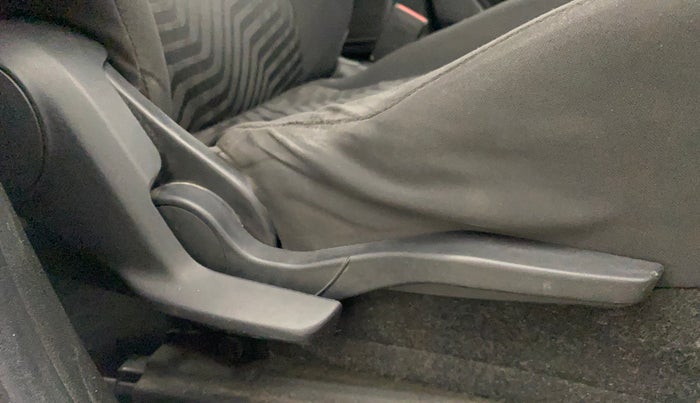 2018 Maruti Swift ZDI AMT, Diesel, Automatic, 97,167 km, Driver Side Adjustment Panel