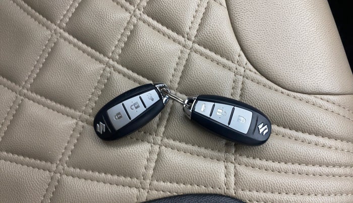 2016 Maruti Swift Dzire ZXI, Petrol, Manual, 66,313 km, Key Close Up