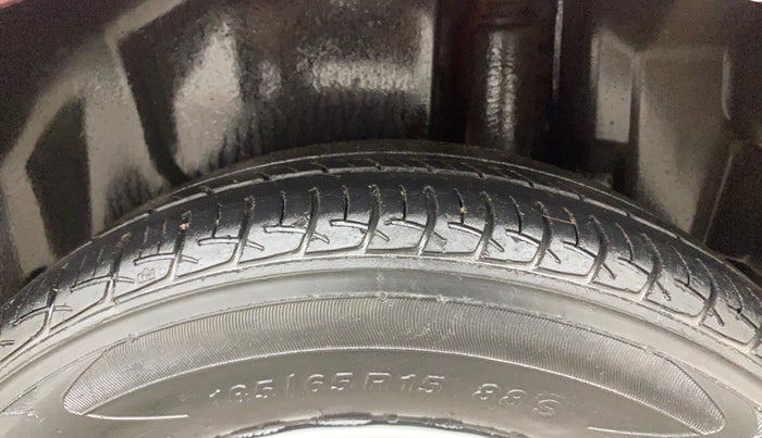 2016 Maruti Swift Dzire ZXI, Petrol, Manual, 66,313 km, Left Rear Tyre Tread