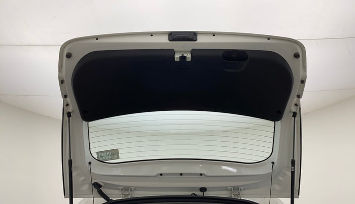 2022 Hyundai NEW I20 ASTA (O) 1.2 MT, Petrol, Manual, 29,783 km, Boot Door Open