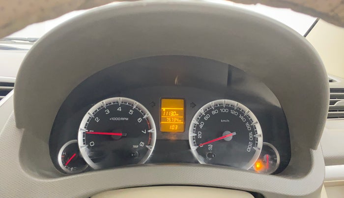 2018 Maruti Ertiga VXI, Petrol, Manual, 75,673 km, Odometer Image