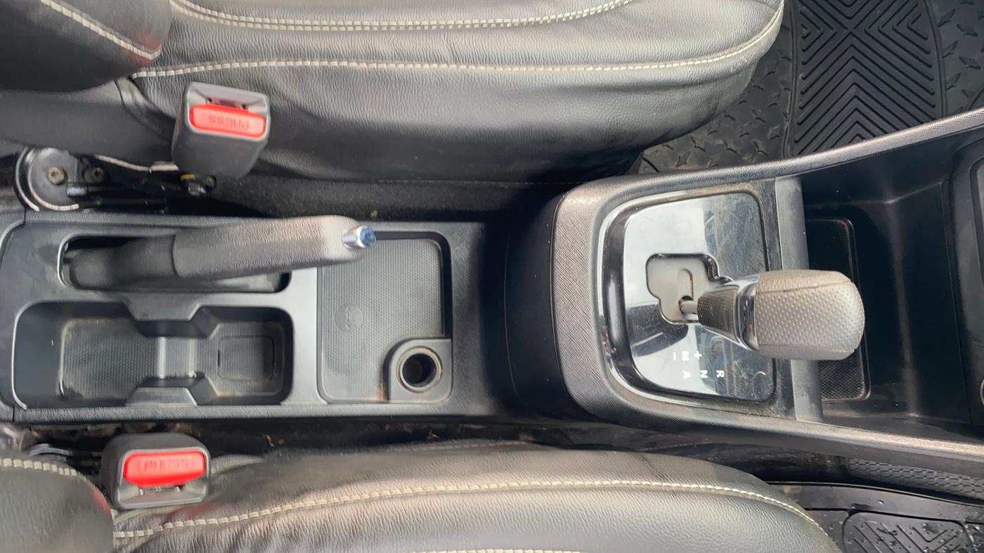 2023 Tata PUNCH ACCOMPLISHED AMT, Petrol, Automatic, 5,147 km, Gear Lever