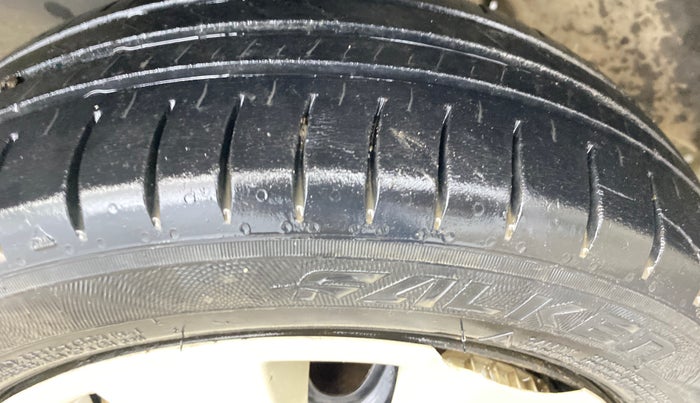 2015 Maruti Alto K10 VXI, Petrol, Manual, 66,115 km, Left Front Tyre Tread