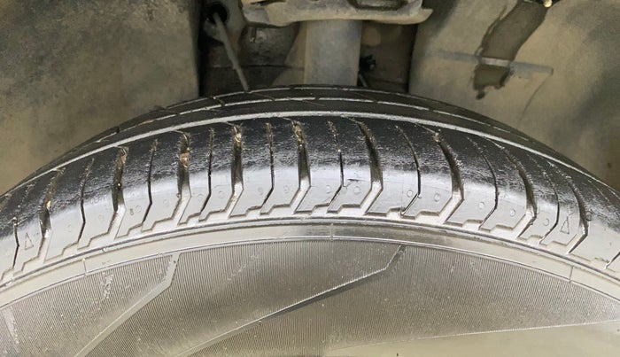 2023 Tata PUNCH ACCOMPLISHED MT, Petrol, Manual, 40,199 km, Right Front Tyre Tread