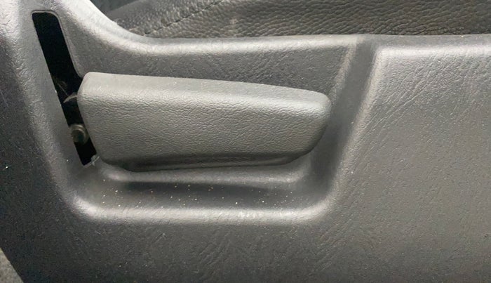 2020 Maruti Alto VXI, Petrol, Manual, 22,949 km, Driver Side Adjustment Panel