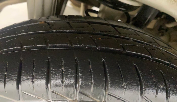 2020 Maruti Alto VXI, Petrol, Manual, 22,949 km, Right Rear Tyre Tread