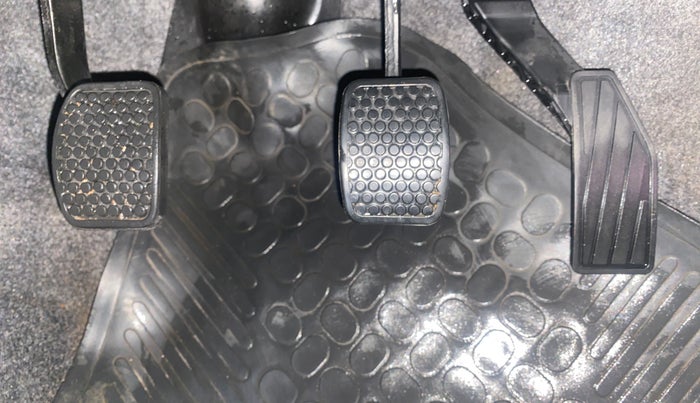 2020 Maruti Alto VXI, Petrol, Manual, 22,949 km, Pedals