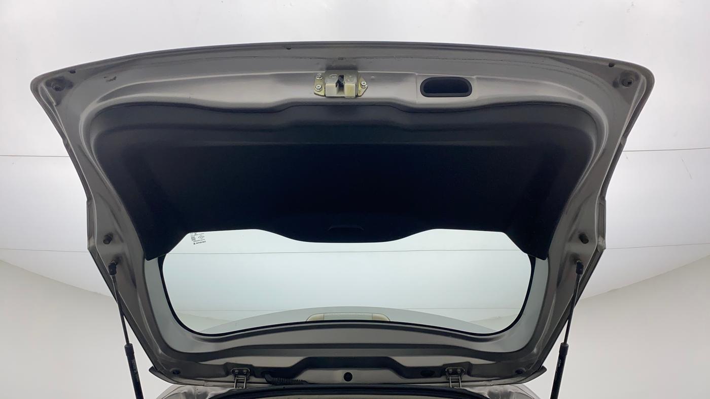 2019 Maruti Vitara Brezza VDI, Diesel, Manual, 37,048 km, Boot Door Open