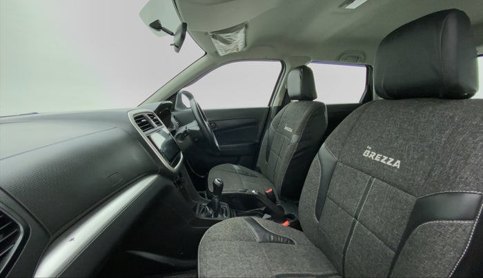 2019 Maruti Vitara Brezza VDI, Diesel, Manual, 37,048 km, Right Side Front Door Cabin