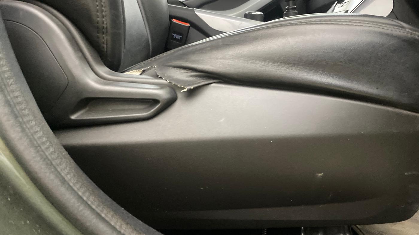 2021 Tata NEXON XM PETROL, Petrol, Manual, 27,496 km, Driver Side Adjustment Panel