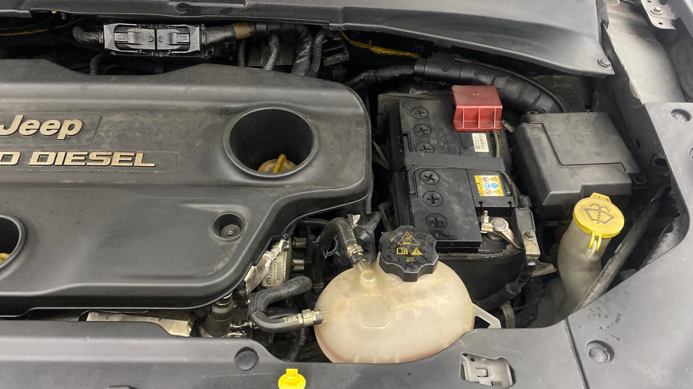 2021 Jeep Compass MODEL S (O) DIESEL 4X4 AT, Diesel, Automatic, 1,04,570 km, Engine View - Left