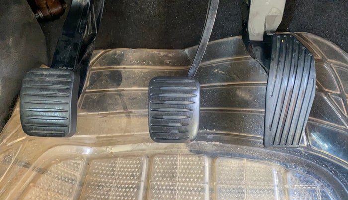 2017 Jeep Compass LONGITUDE (O) 2.0 DIESEL, Diesel, Manual, 73,027 km, Pedals