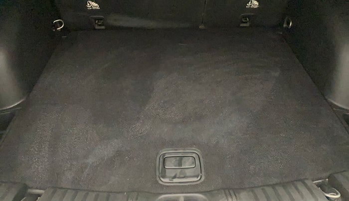 2017 Jeep Compass LONGITUDE (O) 2.0 DIESEL, Diesel, Manual, 73,027 km, Boot Inside