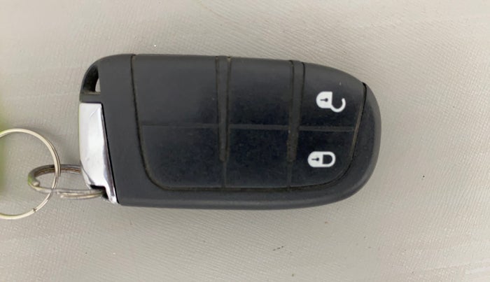 2017 Jeep Compass LONGITUDE (O) 2.0 DIESEL, Diesel, Manual, 73,027 km, Key Close Up