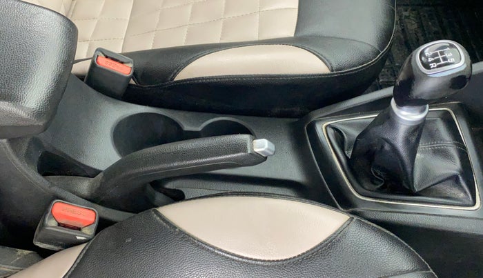 2017 Hyundai Elite i20 ASTA 1.2 (O), Petrol, Manual, 19,478 km, Gear Lever