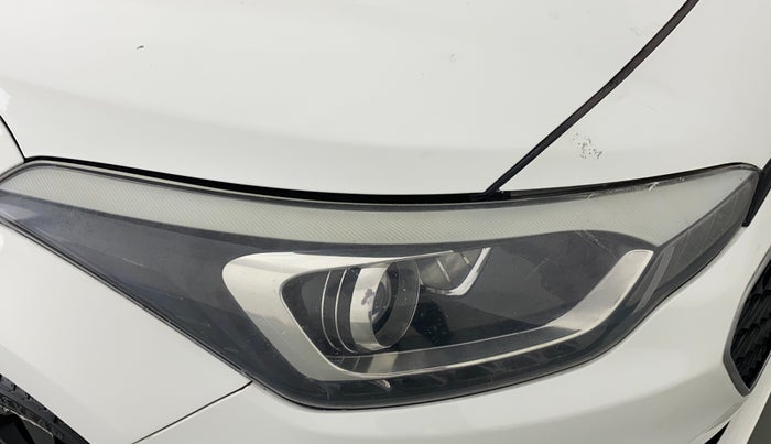 2017 Hyundai Elite i20 ASTA 1.2 (O), Petrol, Manual, 19,478 km, Right headlight - Daytime running light not functional