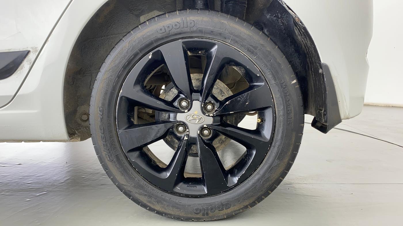 2017 Hyundai Elite i20 ASTA 1.2 (O), Petrol, Manual, 19,478 km, Left Rear Wheel