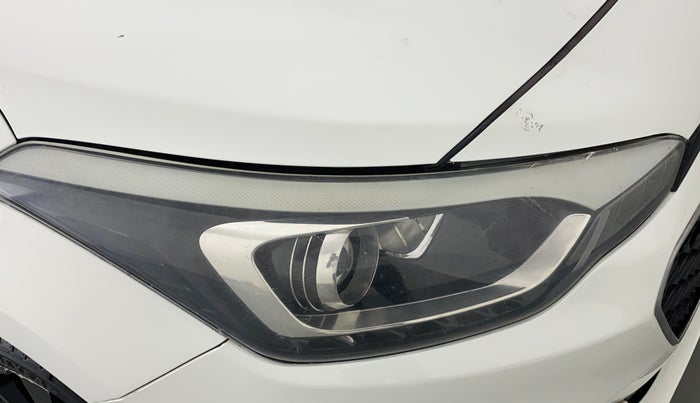2017 Hyundai Elite i20 ASTA 1.2 (O), Petrol, Manual, 19,478 km, Right headlight - Minor scratches