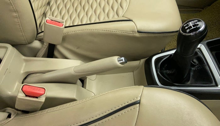 2017 Maruti Dzire VDI, Diesel, Manual, 57,617 km, Gear Lever