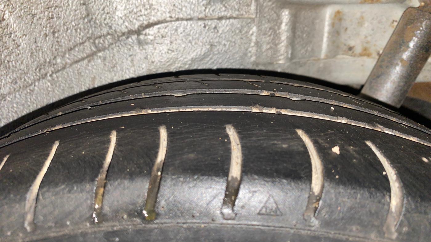2018 Maruti Wagon R 1.0 VXI, Petrol, Manual, 79,787 km, Left Rear Tyre Tread