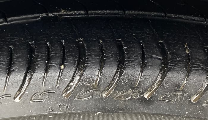 2022 Maruti S PRESSO VXI+, Petrol, Manual, 63,819 km, Right Front Tyre Tread