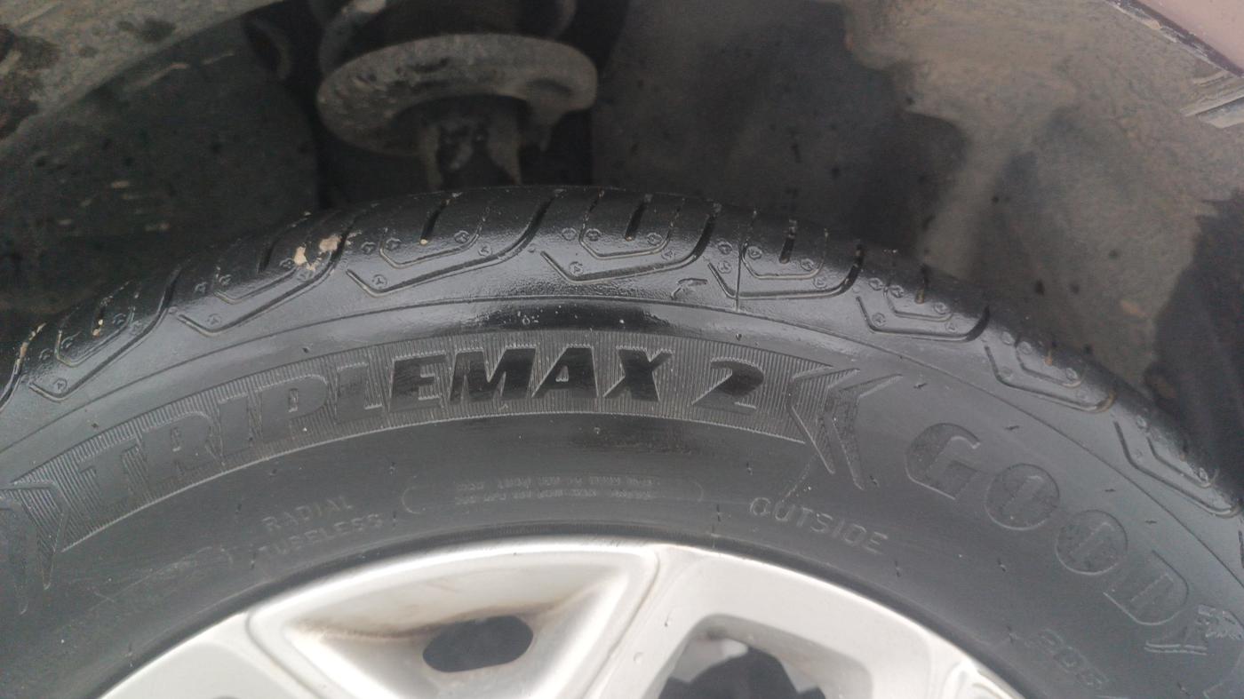 2017 Ford Ecosport TITANIUM 1.5L PETROL, Petrol, Manual, 62,862 km, Right Front Tyre Tread