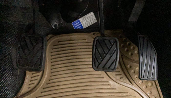 2021 Maruti Celerio VXI CNG, CNG, Manual, 28,516 km, Pedals